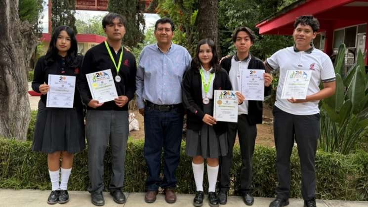 Destacan estudiantes del COBAO en Concurso de Química