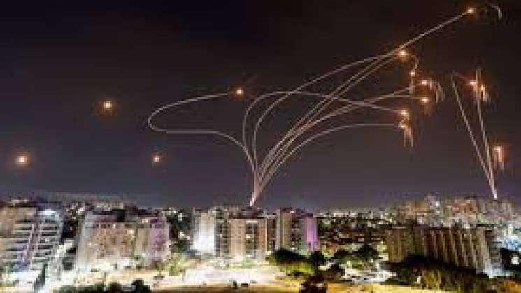 Tras ataque de Israel, inicia Irán contraataques intensos 