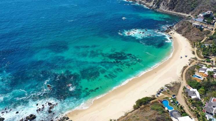 Piden a Sheinbaum detener despojo de tierras por MORENA en Oaxaca