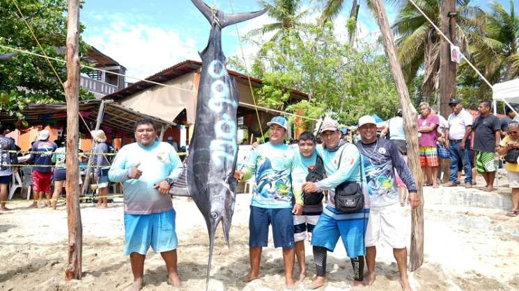 Realizan Segundo Torneo de Pesca Deportiva Puerto Ángel 2025    