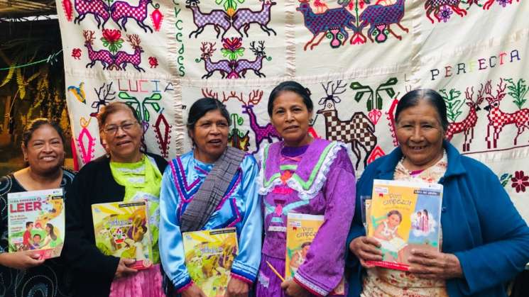 INEA ofrece educación en 66 lenguas maternas a 9 mil personas