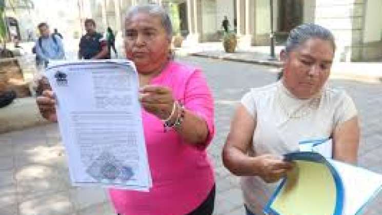 Colectivas condenan violencia política del Congreso local