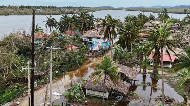 Tras paso de huracán Erick  deja dos muertos en Oaxaca y Guerrero