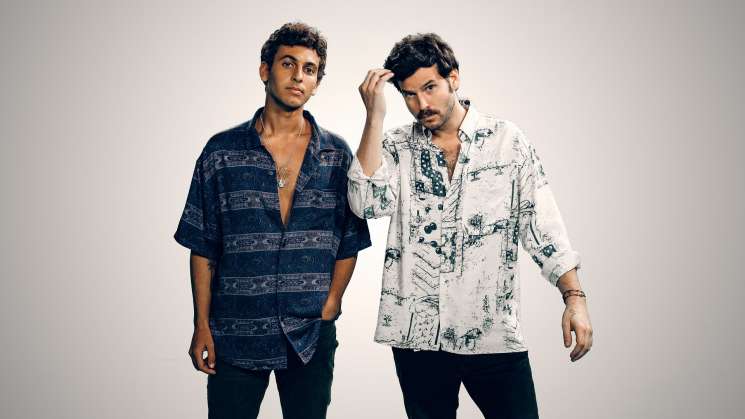 Banda español de pop rock, Taburete estrena 