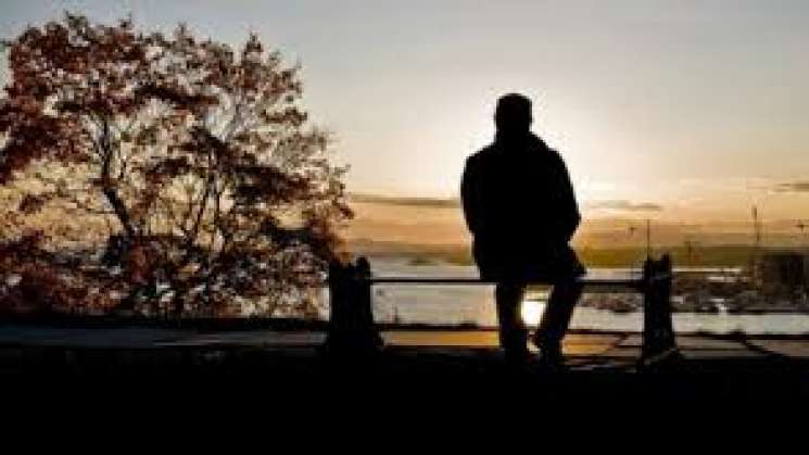 OMS: Cada hora, hay 100 decesos relacionados con la soledad