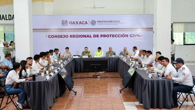 Avanza reconstrucción de zona afectada por Erick