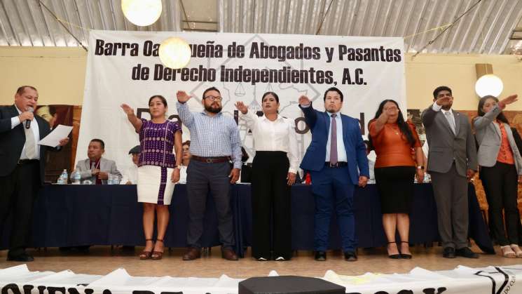 En día del abogado,exigen ciudadanos acceso a la justicia