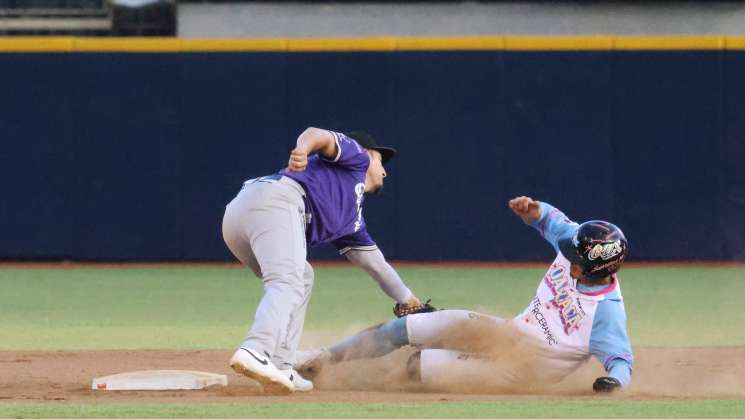 Guerreros completa la limpia ante Conspiradores 