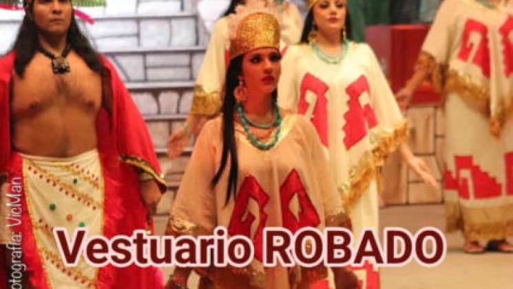 Seculta brinda apoyo material a afectada por robo de vestuario