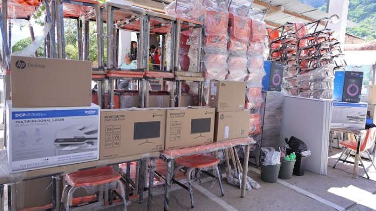 Santa María Texcatitlán tendrá rehabilitación de sistema de agua