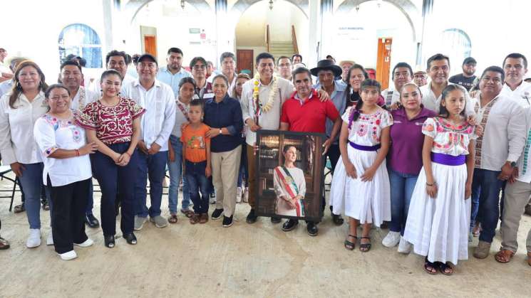 Impulsa S.J. pavimentación de caminos en la Sierra de Juárez