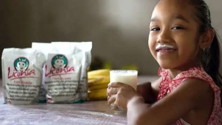 Anuncia Ray Chagoya entrega de leche a niñez y adultos mayores