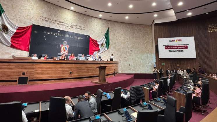 Lenguas originarias escriben historia en Congreso de Oaxaca 