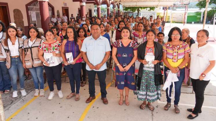 Refuerzan diálogo con mujeres de la Costa desde enfoque de género