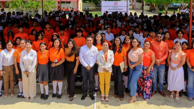 Fomenta Cobao a estudiantes prevención de la violencia de género 