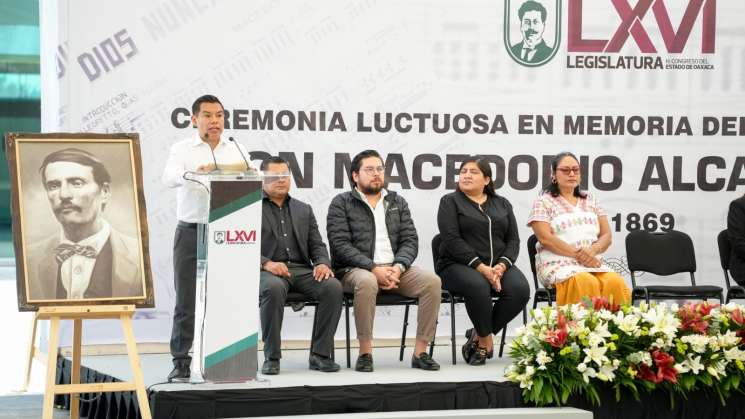 Congreso  reconoce legado musical de Macedonio Alcalá