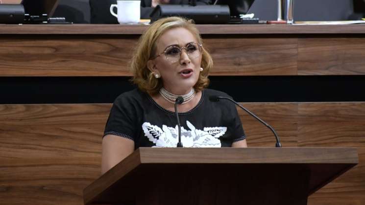 Busca diputada Cony Rueda revertir minigobernatura en Oaxaca