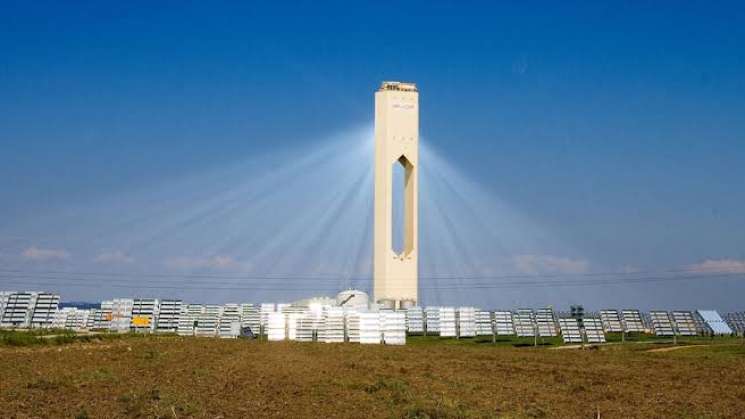 Anuncia Sheimbaum construcción de central termosolar pionera 