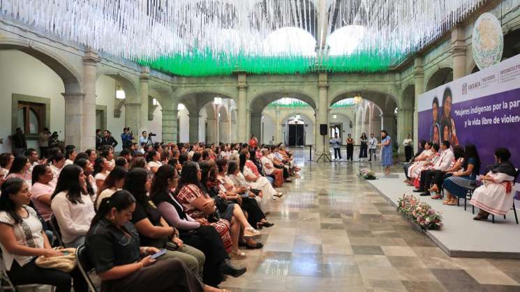 Encuentro de igualdad sustantiva de mujeres indígenas en Oaxaca