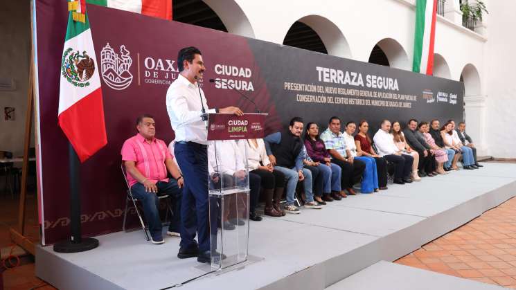 Anuncia Ray Chagoya reglamento para regular terrazas en comercios