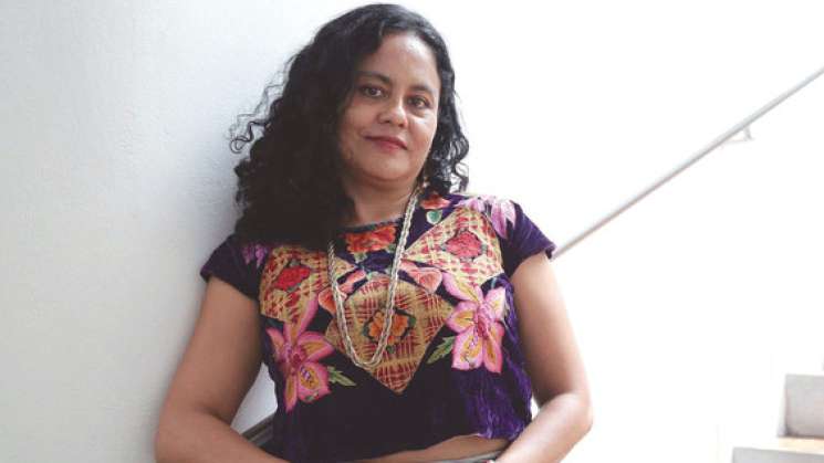  Medalla Bellas Artes en Lenguas Indígenas para Natalia Toledo