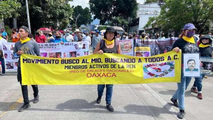 Realizan Marcha por desparecidos por día internacional en Oaxaca 