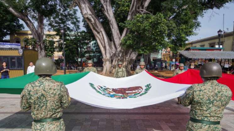 Ponen en marcha programa Septiembre, mes de la Patria en Oaxaca 