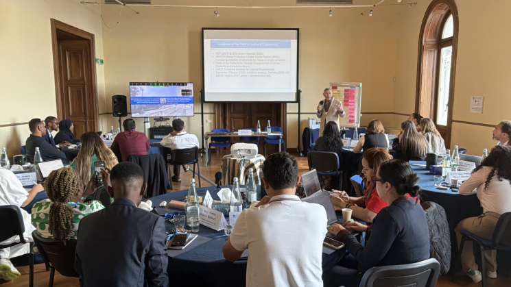 Oaxaca narra en foro, experiencia sobre desplazamiento interno