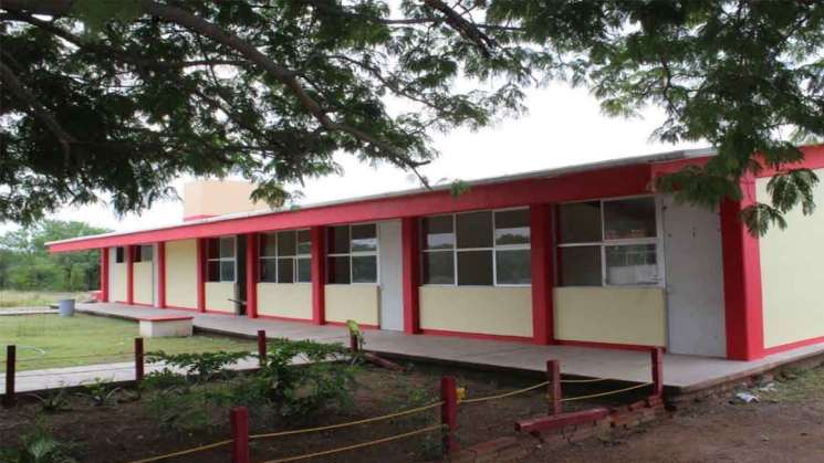 COBAO suspende clases en tres regiones por lluvias