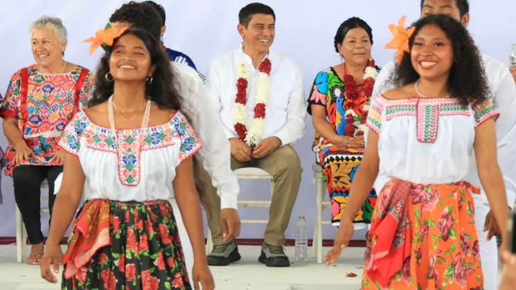 Salomón Jara reconoce derechos culturales del Pueblo Afromexicano