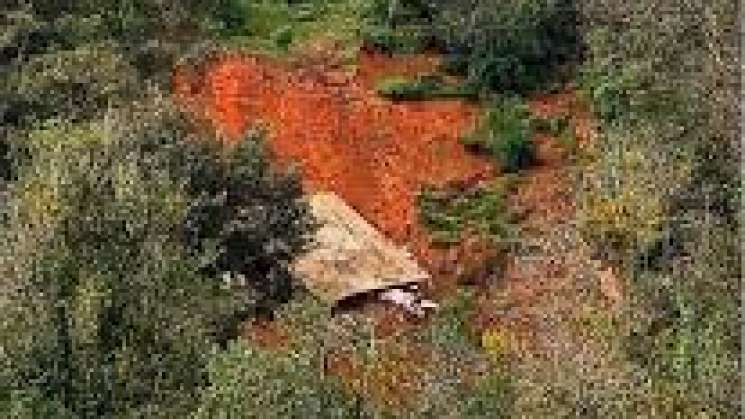 Atiende CPyGR desgajamiento de tierra en San José Chiapas, 