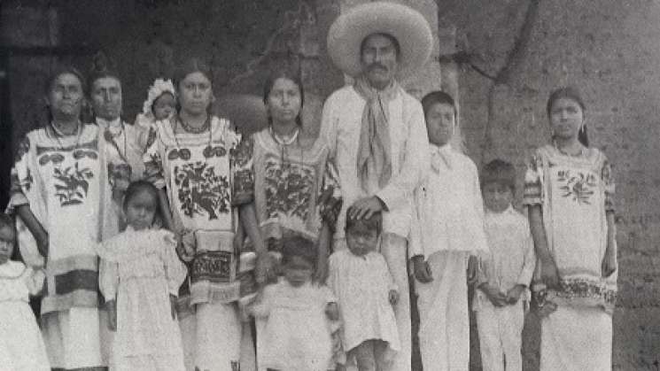 Huautla de Jiménez celebra la fiesta S’ui K’ien en Berlín