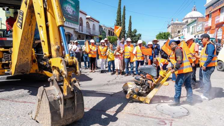 Inician rehabilitación del drenaje en Ocotlán de Morelos