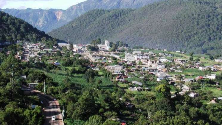 Realiza  Gobierno sobrevuelos de seguridad en Yosondua