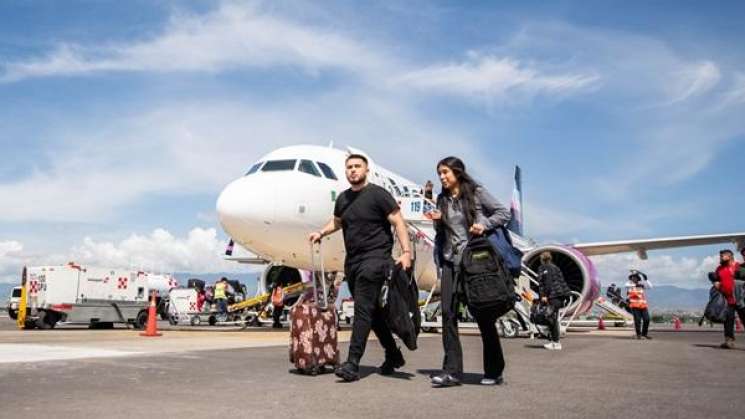 Aeropuerto con record al recibir 7,700 visitantes en un día