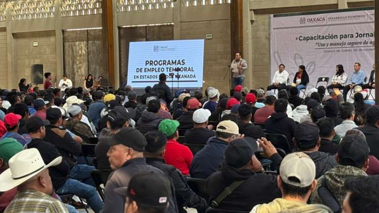 Capacitan a 690 personas jornaleras en manejo de agroquímicos