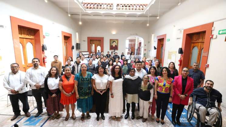 Documentan avance político-electoral de mujeres indigenas 