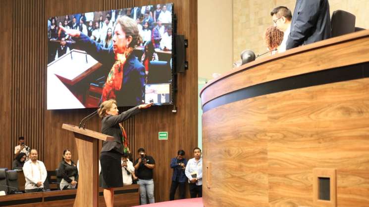 Nombran a Maricela Guerrero como titular del OIC en el Congreso