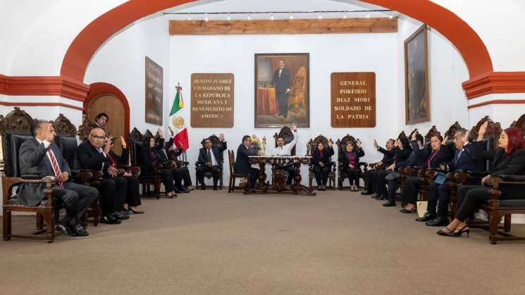 Cabildo aprueba acuerdos en transparencia, orden y ciudadanía