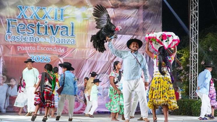 Logra Fiestas en Puerto Escondido derrama por 297 mdp