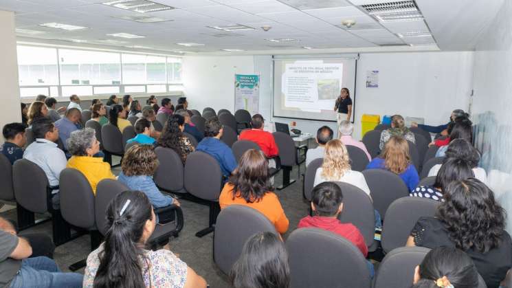 Funcionariado contribuye al manejo de residuos sólidos