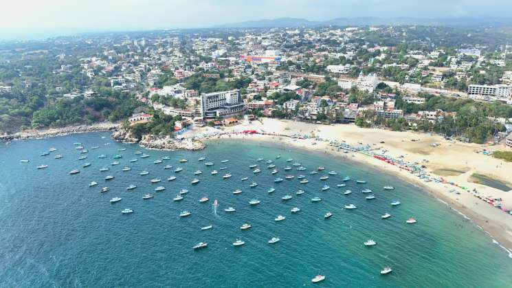 Oaxaca recibe a turistas con playas limpias y seguras
