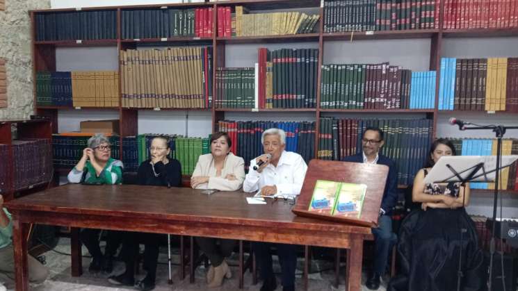 Leandro Hernández reconoce al periodismo hecho por mujeres