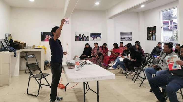 Fidel Hernández académico triqui, al rescate de su lengua materna