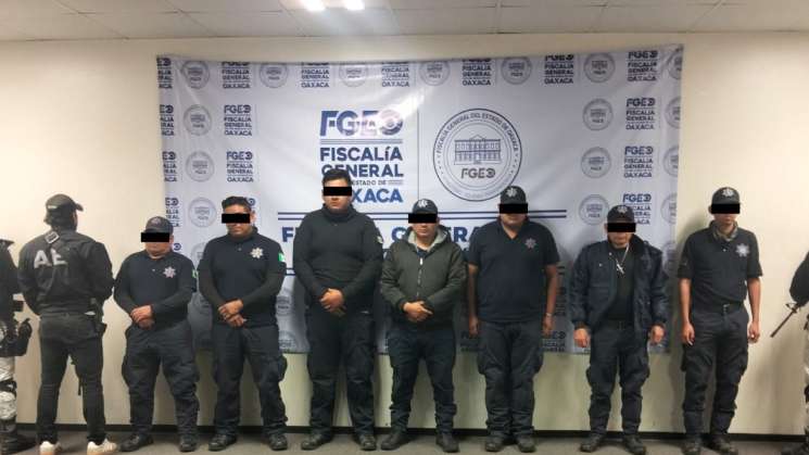 Siete policías enPanixtlahuaca detenidos por homicidio de un niño