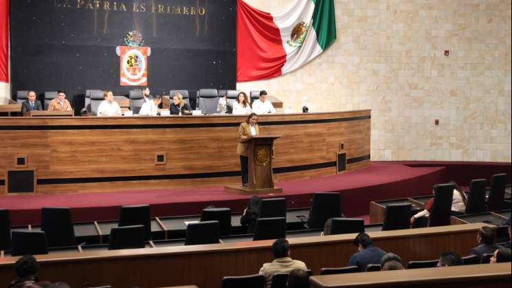 Vigentes, irregularidades en sexenios de Cué y Murat: SHTFP