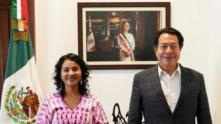 Nadia López, poeta oaxaqueña sustituye a Max Arriaga