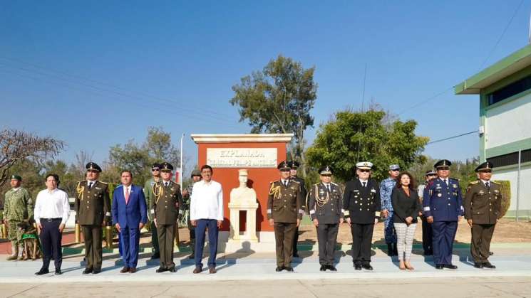 Salomón Jara reconoce labor del Eército Mexicano