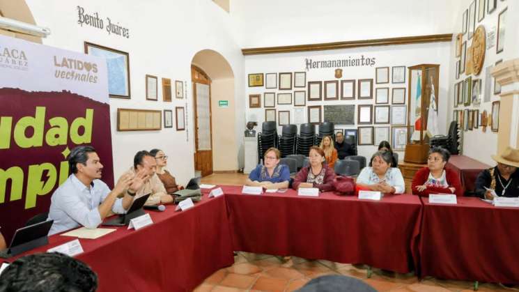 Sin intermediarios, se atiende demandas en mercados:Ray Chagoya