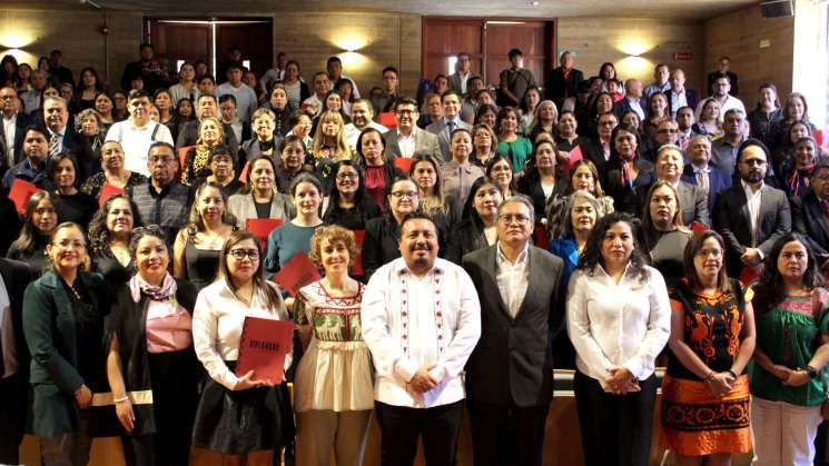 Concluye Diplomado en Gestion Documental y de Archivos